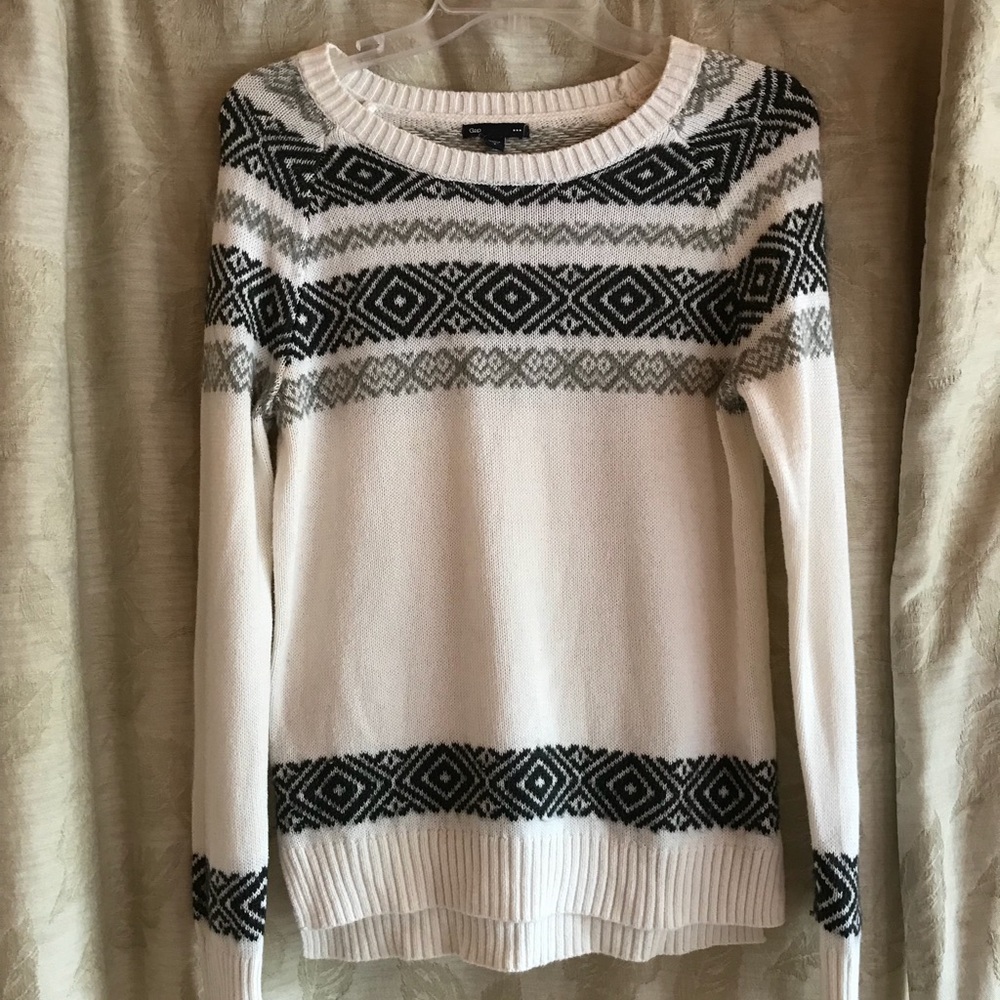 Gap Sweater